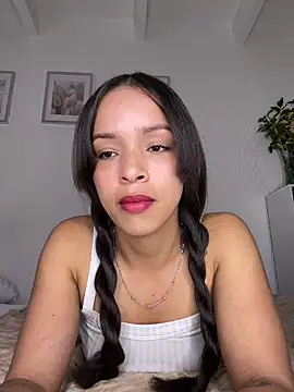 Snapshot of Yasmin777_ chatting on 20, 6, 2026 Yasmin777 online show from 20, 6, 2026