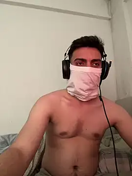 milfshakeow online show from 15, 5, 2026