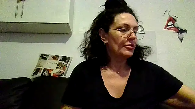 RubyyRosee online show from 8, 6, 2026