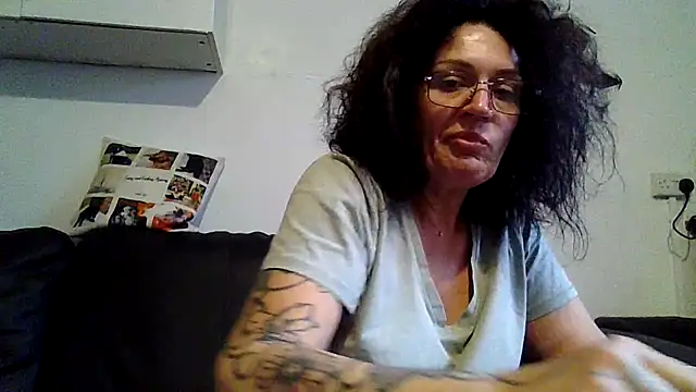 RubyyRosee online show from 11, 6, 2026