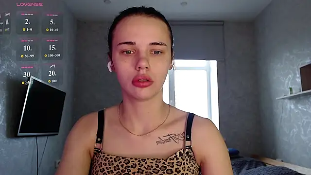 Kseni a online show from 6, 6, 2026