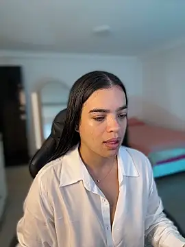 JuanitaMore01 online show from 13, 6, 2026