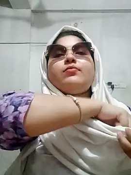 Snapshot of Nusrat-N chatting on 19, 5, 2026 Nusrat-N online show from 19, 5, 2026