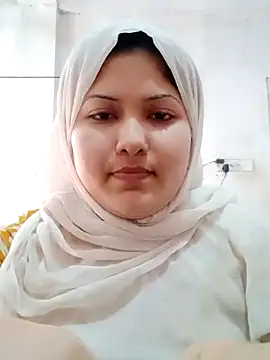 Snapshot of Nusrat-N chatting on 12, 6, 2026 Nusrat-N online show from 12, 6, 2026