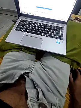 YoursThickDick online show from 3, 6, 2026
