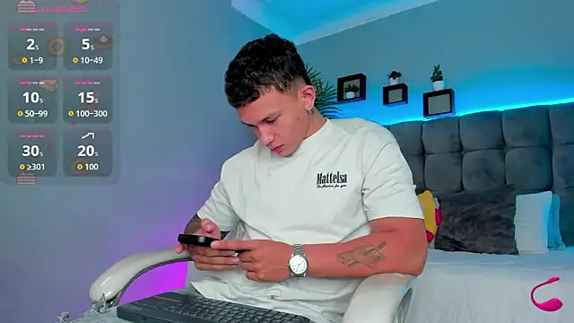 Thomas moon online show from 3, 6, 2026