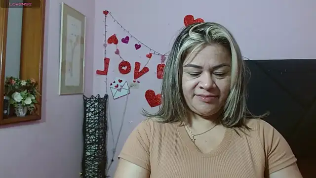 pamela echeverria online show from 6, 6, 2026