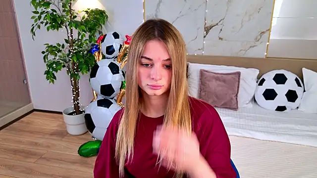 SweetyLicky online show from 22, 6, 2026