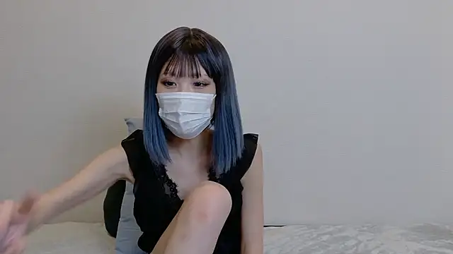 sarina at online show from 6, 6, 2026