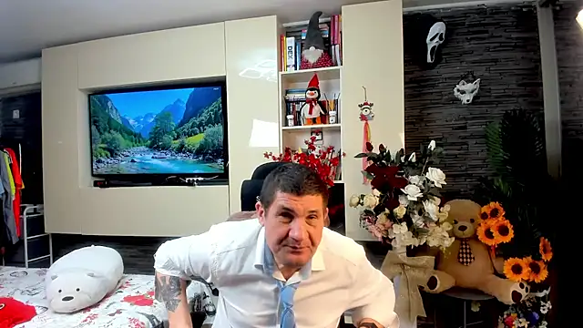 SpartacusDaddy48 online show from 31, 5, 2026