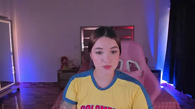 lunaarose online show from 17, 6, 2026