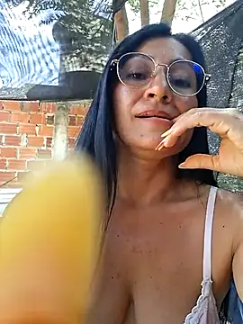 maturexxxnaughty online show from 6, 7, 2026