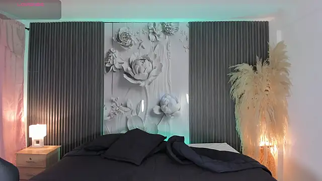 ShaniaDaniels online show from 4, 6, 2026
