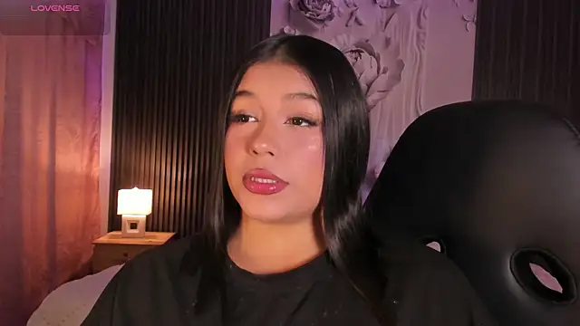 ShaniaDaniels online show from 20, 6, 2026
