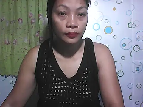 HottyElle online show from 18, 6, 2026