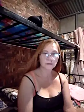 SexyHottMom online show from 9, 6, 2026