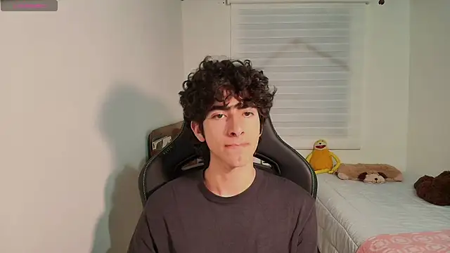 Nude Boy18 online show from 17, 6, 2026