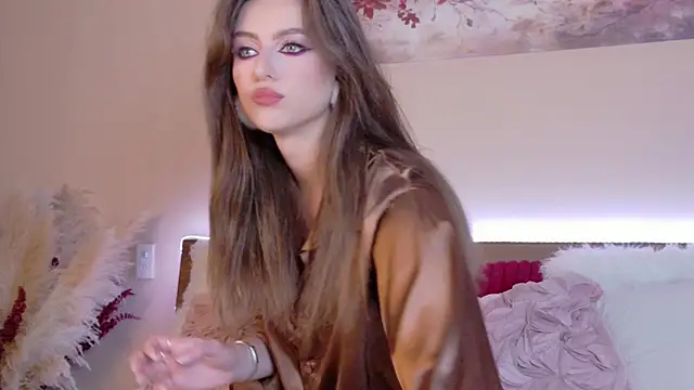 Sienna Voss online show from 7, 6, 2026