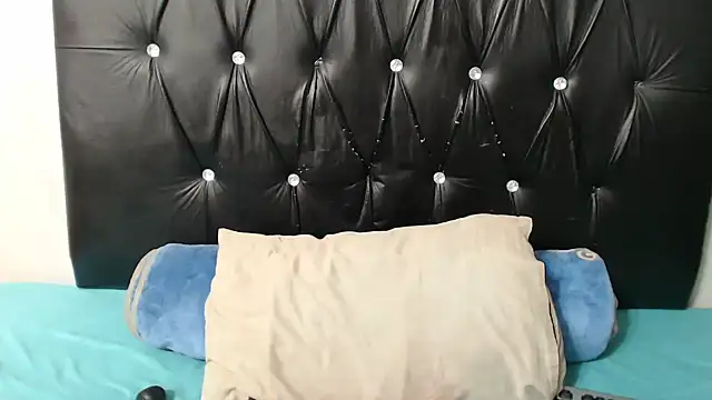 Wild RoseXX online show from 15, 6, 2026