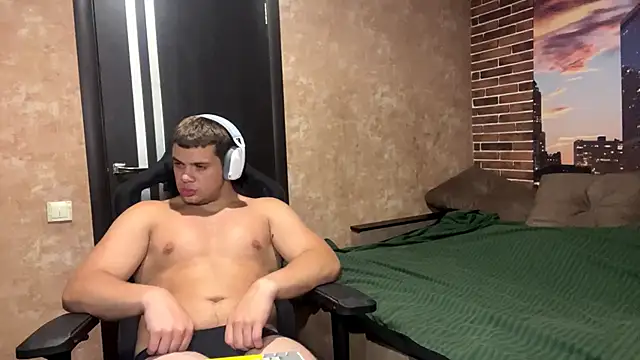 MusclePhantom online show from 7, 6, 2026