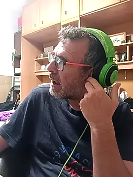 gigolobcn online show from 10, 5, 2026