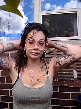 Av3ryyBe3 online show from 20, 6, 2026