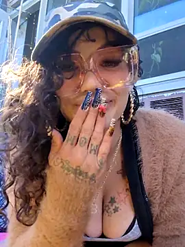 Av3ryyBe3 online show from 23, 6, 2026