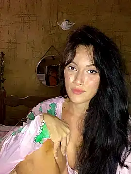 Snapshot of jepetitoiseau chatting on 9, 6, 2026 jepetitoiseau online show from 9, 6, 2026