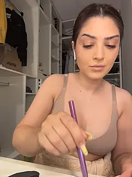 Lexi Storm online show from 12, 6, 2026