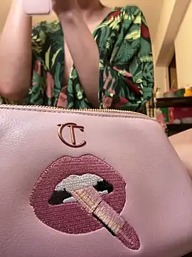DahliaVonLure online show from 4, 6, 2026