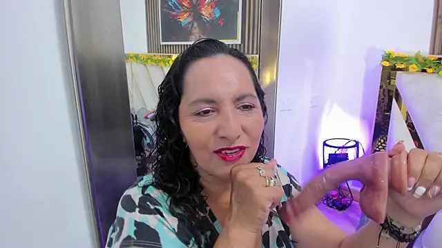 Luna Naughty1 online show from 11, 6, 2026