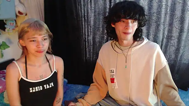Snapshot of MixiPeach chatting on 13, 5, 2026 MixiPeach online show from 13, 5, 2026