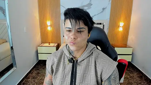 KAROLLJONES1 online show from 5, 6, 2026