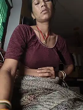 Snapshot of Sonam_pandeyji chatting on 3, 6, 2026 Sonam pandeyji online show from 3, 6, 2026