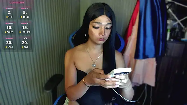 Snapshot of TrinityFucksYou chatting on 23, 6, 2026 TrinityFucksYou online show from 23, 6, 2026