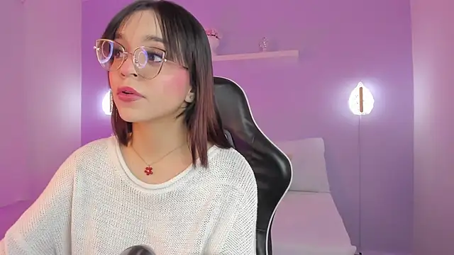 Clara Luu online show from 13, 6, 2026