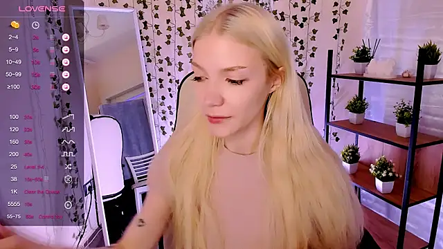 AnyaTaylor  online show from 4, 6, 2026