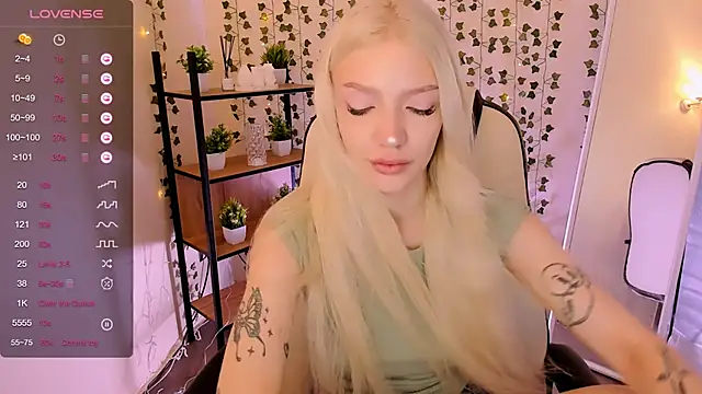 AnyaTaylor  online show from 17, 6, 2026