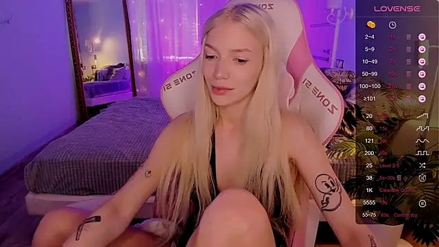 AnyaTaylor  online show from 18, 6, 2026