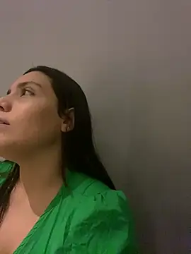 Snapshot of RenataLeclair chatting on 12, 6, 2026 RenataLeclair online show from 12, 6, 2026