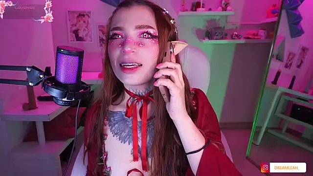 dreamleah  online show from 21, 6, 2026