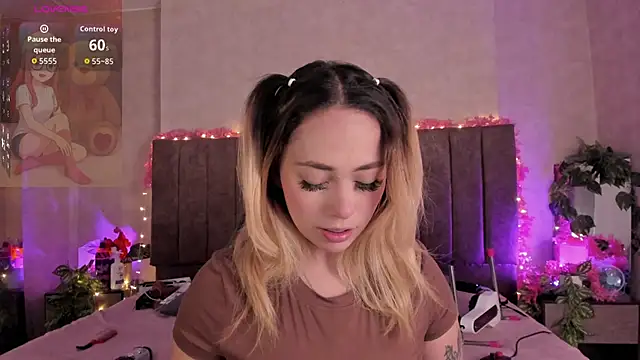 LanaMills  online show from 20, 6, 2026