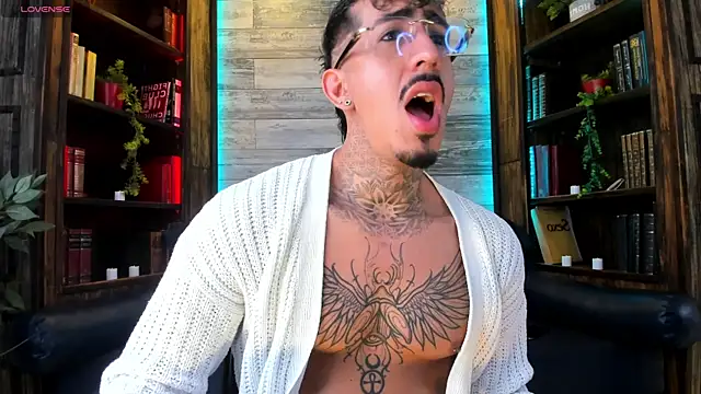 Donovan Desmond online show from 7, 6, 2026