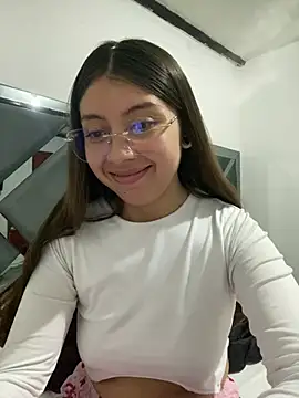 Sara-cooper2 online show from 10, 6, 2026