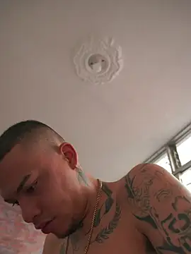 AlphaMasterXxx online show from 17, 6, 2026
