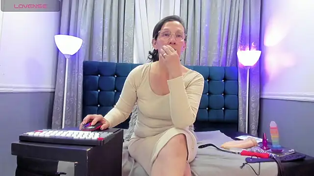 Oriana Jhonson online show from 26, 6, 2026