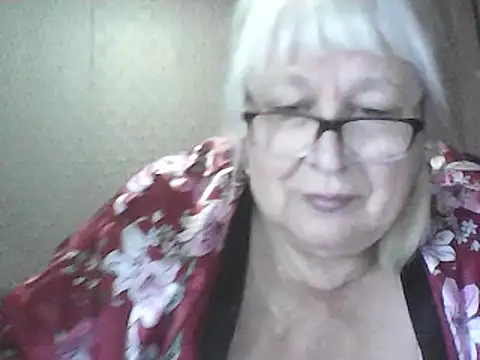 Snapshot of Alexia64231 chatting on 1, 6, 2026 Alexia64231 online show from 1, 6, 2026