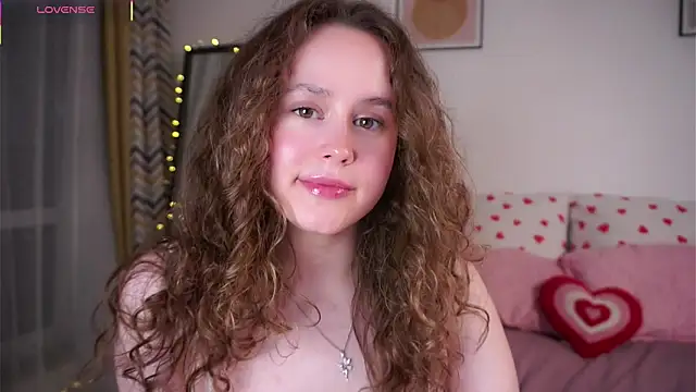 Snapshot of SusannaScholler chatting on 13, 6, 2026 SusannaScholler online show from 13, 6, 2026