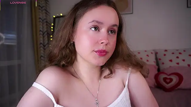 Snapshot of SusannaScholler chatting on 14, 6, 2026 SusannaScholler online show from 14, 6, 2026