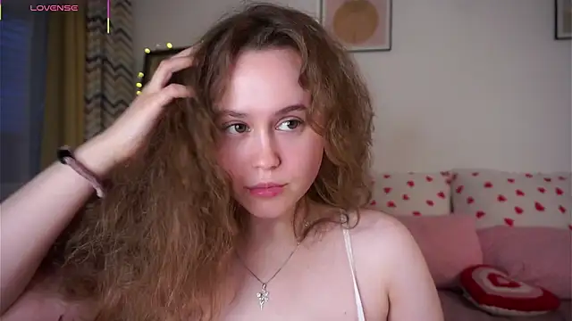Snapshot of SusannaScholler chatting on 17, 6, 2026 SusannaScholler online show from 17, 6, 2026